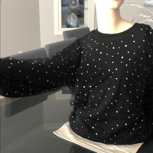 Sweater - Picture 2 of 4